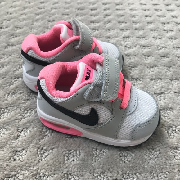 baby girl nike shoes size 3c
